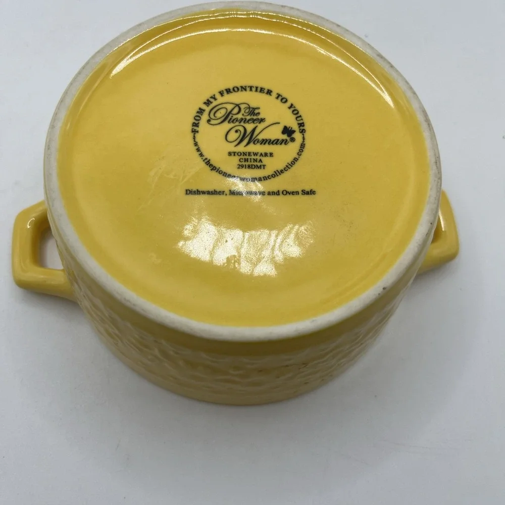 Pioneer Woman Mini CasseroleDish W/Lid Dazzling Dahlias Yellow Stoneware 2018DMT